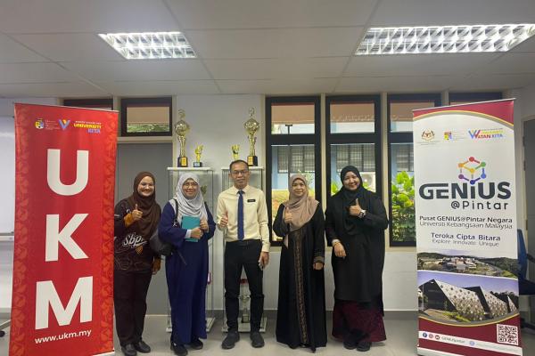 Melahirkan Inventor Muda Generasi Alfa (MIMGA)